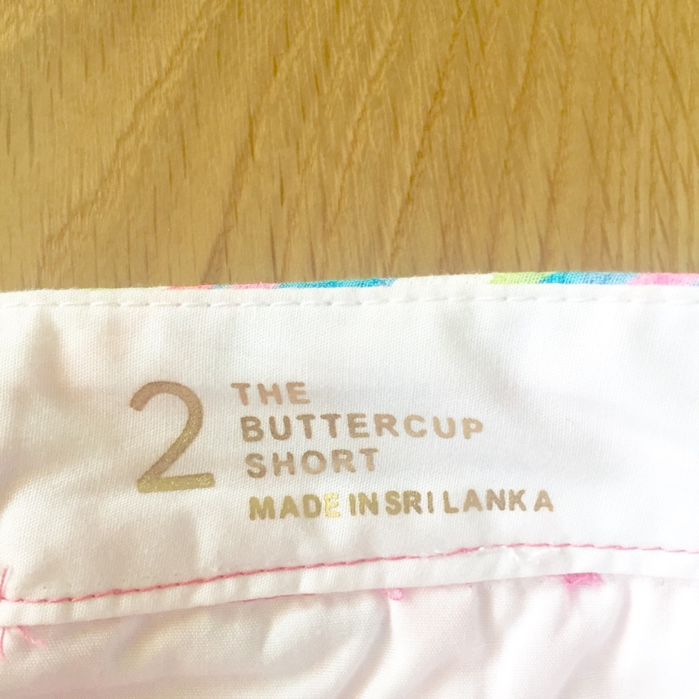 Lilly Pulitzer Buttercup Shellabrate Shorts🐚💕 - Picture 4 of 7